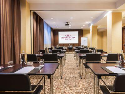 米兰Ihg 4*皇冠假日酒店