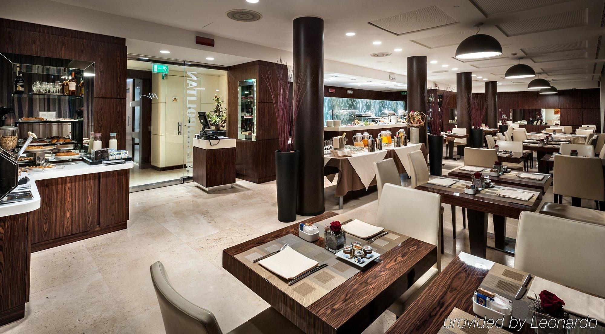 Crowne Plaza By Ihg Hotel