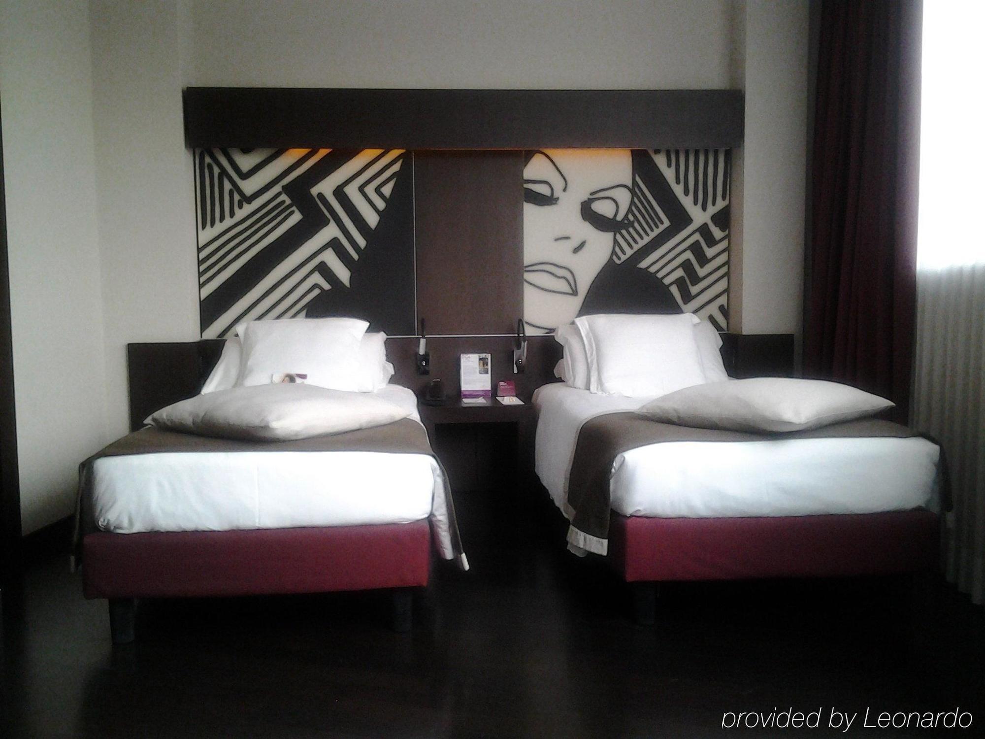 Hotel Crowne Plaza By Ihg 4*